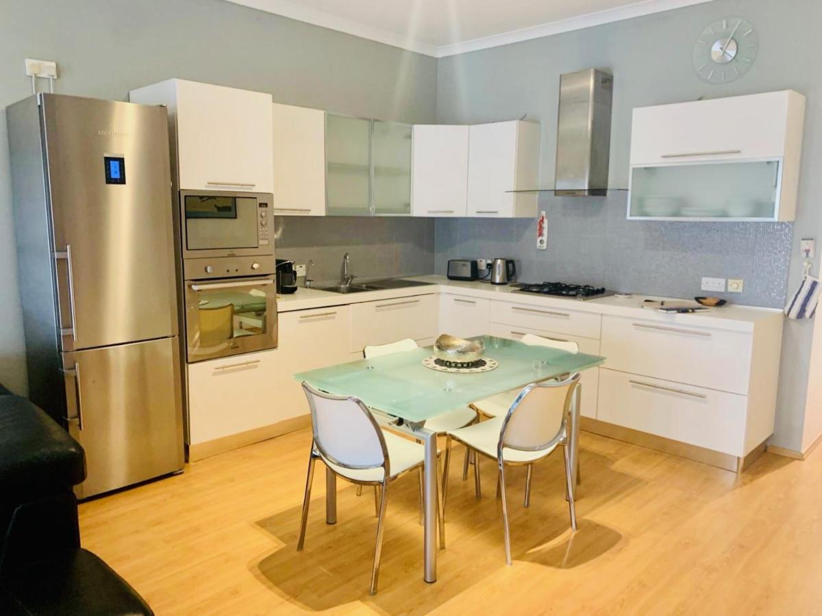 Swieqi 2 Bedroom - First Floor Apartment Is-Swieqi Exterior photo